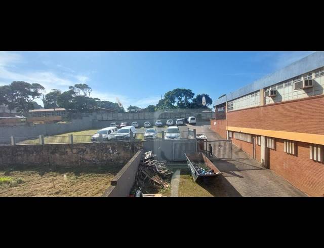 100M² BUSINESS TO LET IN SEA VIEW